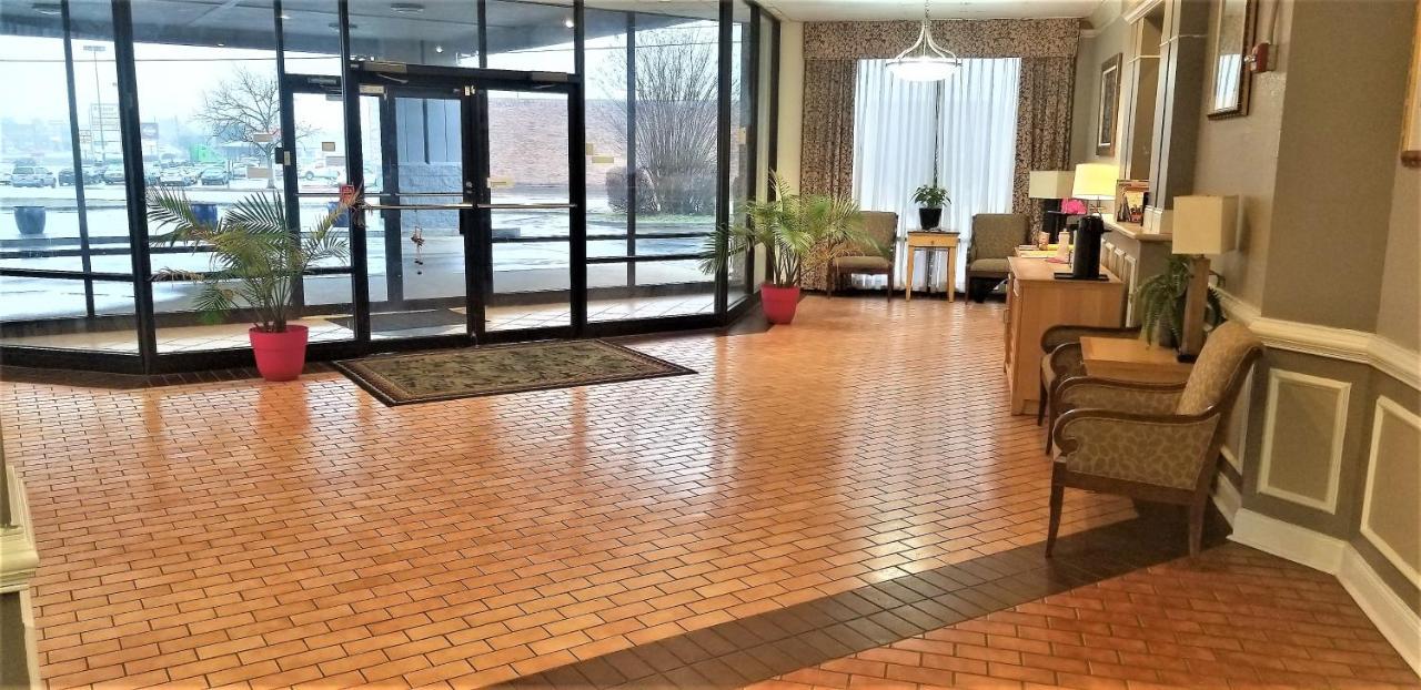 Madison Inn & Suites Exteriör bild